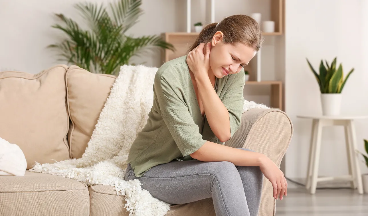 How Does Rapharehab - Physiotherapy in Etobicoke Treat Chronic Pain Conditions?