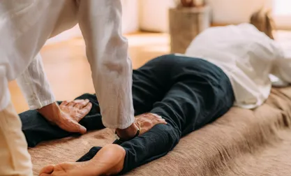 Shiatsu Therapy | Rapharehab